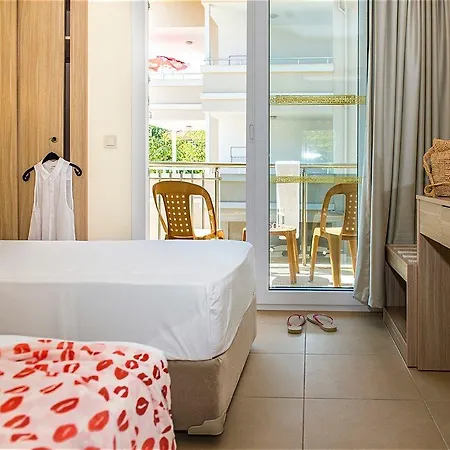Maricya Apart Hotel de apartamente *